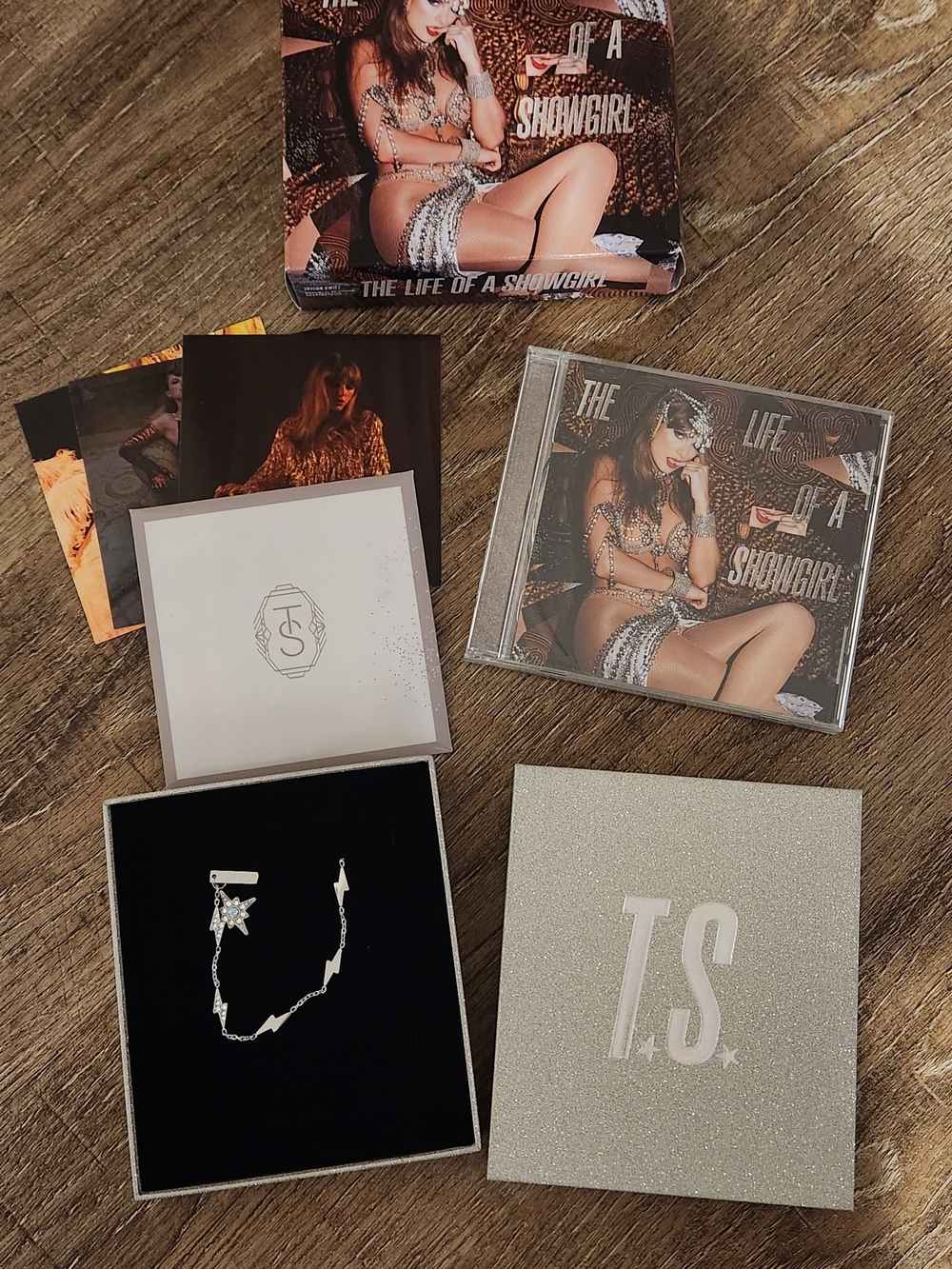 The Life of a Showgirl It's Beautiful Deluxe Edition Collection
